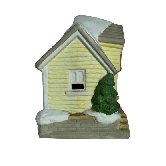 Christmas Village Train Station Vintage Porcelain House Holiday Ticket Building - Picture 5 of 13